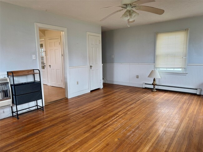 8424 E Lake Rd in Erie, PA - Building Photo - Building Photo