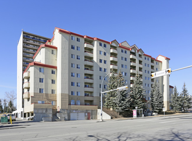 Laureate Place in Calgary, AB - Building Photo - Building Photo