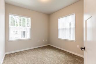 Trail Crossing Apartment Homes in Canby, OR - Building Photo - Interior Photo