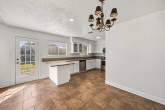 6522 Brookgate Dr in Spring, TX - Building Photo - Building Photo