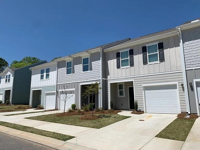 property at 521 Campeche Dr