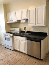 643 Park Ave, Unit 2 in Rochester, NY - Building Photo - Building Photo