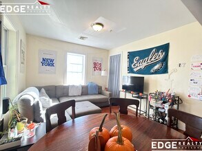 107 Fisher Ave in Boston, MA - Building Photo - Building Photo