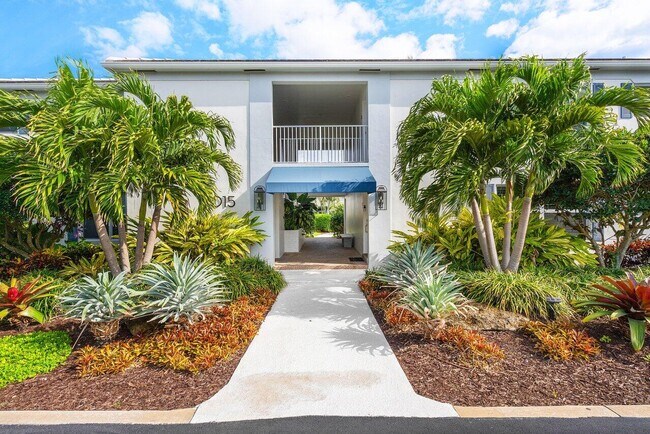 1015 Ingraham Ave in Delray Beach, FL - Building Photo - Building Photo