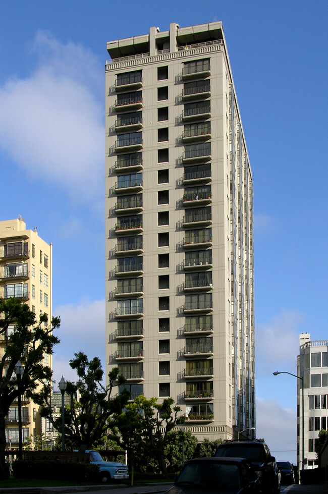 Nob Hill Condominiums in San Francisco, CA - Foto de edificio - Building Photo