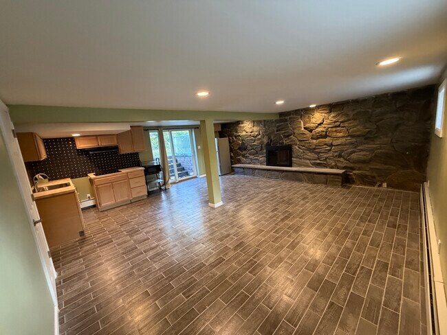 25 Terrace View Rd in South Farmingdale, NY - Building Photo - Building Photo