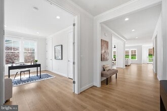6203 Mori St in McLean, VA - Building Photo - Building Photo
