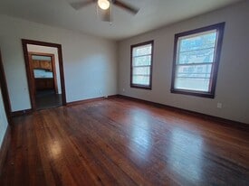 3614 Bradley St SW in Huntsville, AL - Building Photo