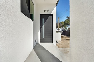 4336 La Clede Ave in Los Angeles, CA - Foto de edificio - Building Photo