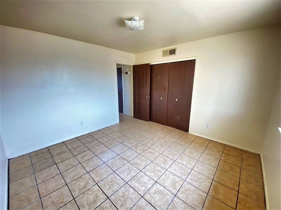 453 Purdue Ct in Las Cruces, NM - Foto de edificio