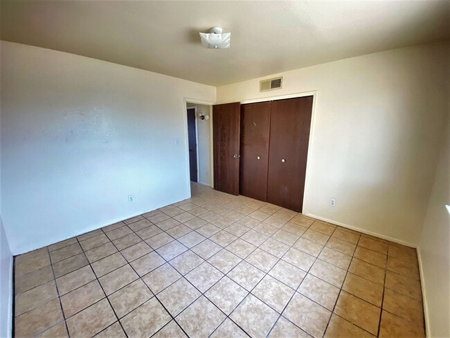 property at 453 Purdue Ct
