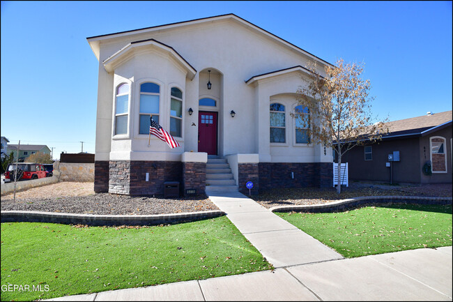 6409 Sara Beth Pl in El Paso, TX - Building Photo - Building Photo