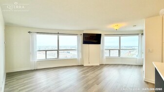 38 Lee Centre Dr in Toronto, ON - Building Photo