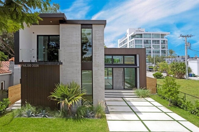 630 NE 82nd St in Miami, FL - Building Photo - Building Photo