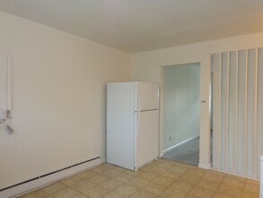 4618-4620 Coronet Ave in Virginia Beach, VA - Building Photo - Building Photo