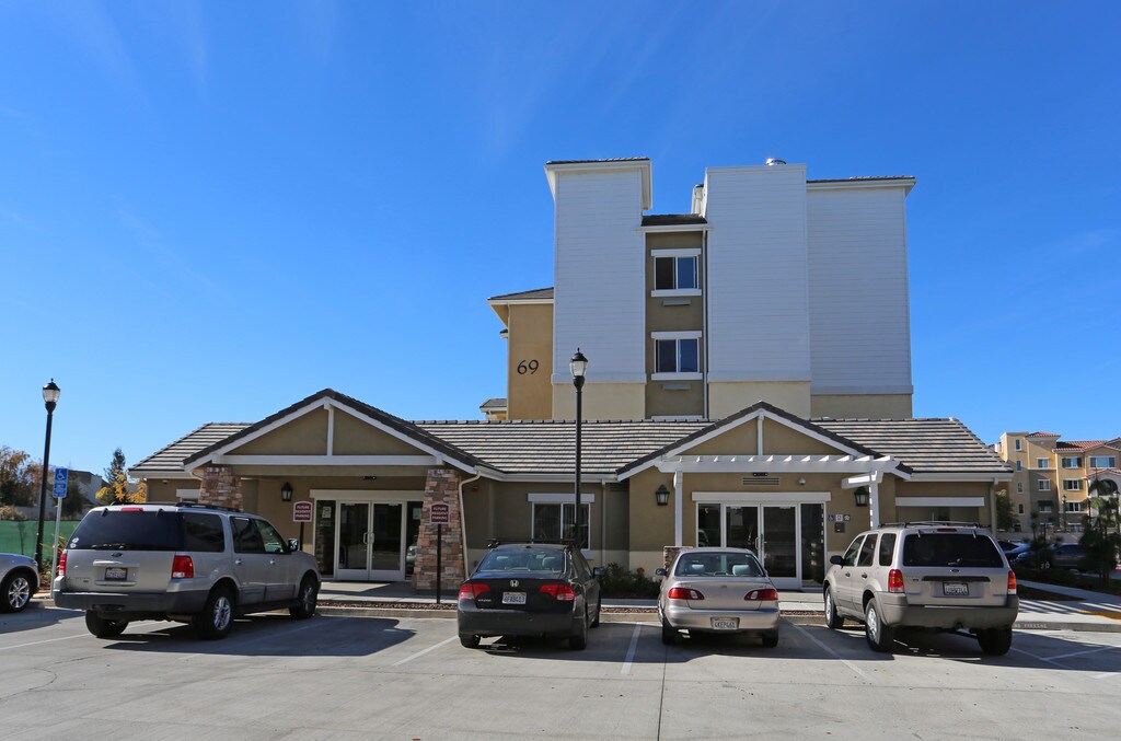 Commons Oak Grove Apartments in Oakley, CA