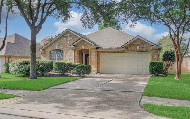 property at 10004 Chestnut Creek Way