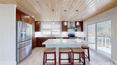 4566 Sierra Dr in Honolulu, HI - Building Photo - Building Photo