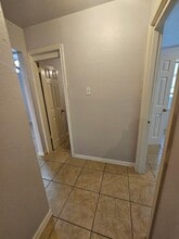 11 Manor Way in Galveston, TX - Building Photo - Building Photo