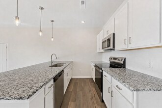 2324 Endeavor Run in Charlotte, NC - Foto de edificio - Building Photo