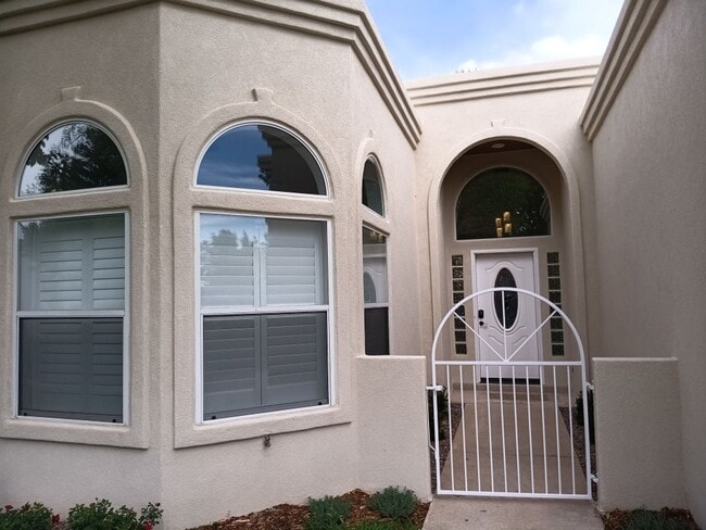 6604 Glen Oak NE in Albuquerque, NM - Building Photo - Building Photo