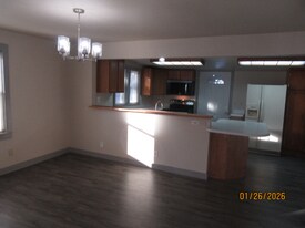 353 Blake St in Baraboo, WI - Building Photo