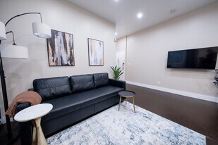 245 W 113th St in New York, NY - Building Photo