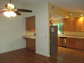 9760 Red Cedar Cir in Sacramento, CA - Building Photo - Building Photo