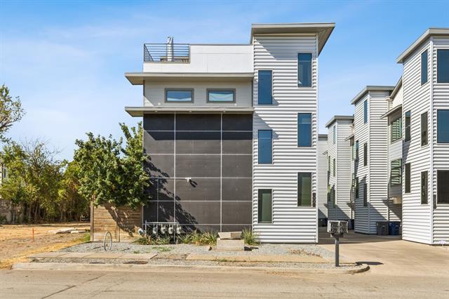 1921 California Dr in Dallas, TX - Building Photo - Building Photo