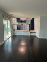 160 Camelot Way in Bolingbrook, IL - Building Photo - Building Photo