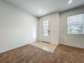 9824 Walkway Dr in Orlando, FL - Building Photo - Building Photo