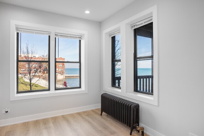 7507 N Eastlake Terrace in Chicago, IL - Building Photo - Building Photo