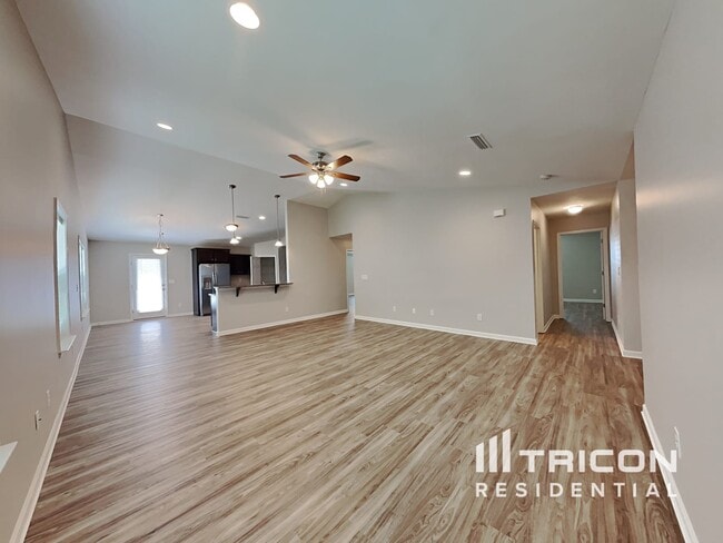 922 Pointe Andrews Drive in Concord, NC - Building Photo - Building Photo