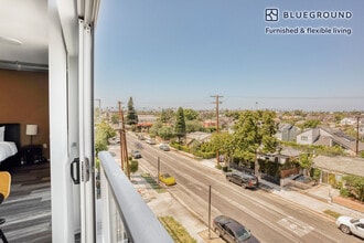 4133 Redwood Ave in Los Angeles, CA - Building Photo - Building Photo