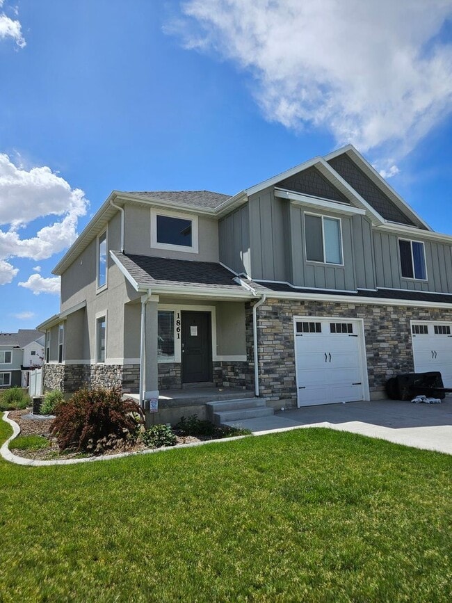 1861 N 350 W in Tooele, UT - Building Photo - Building Photo
