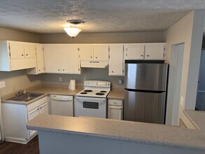 125 Wellington Ct, Unit 125 in Athens, GA - Building Photo - Building Photo
