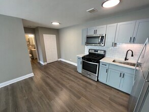 21 N Dryden Pl in Arlington Heights, IL - Building Photo - Building Photo