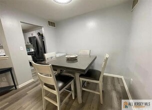 802 Meadow Ct in Helmetta, NJ - Building Photo - Building Photo