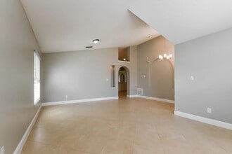 11855 Hatcher Cir in Orlando, FL - Foto de edificio - Building Photo