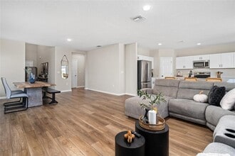 5008 Starboard St in Haines City, FL - Building Photo - Building Photo