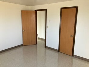 1203 Larson Blvd in Moses Lake, WA - Building Photo - Building Photo