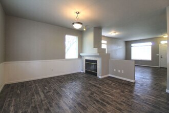 702 N Nevada Ct in Kennewick, WA - Building Photo - Building Photo