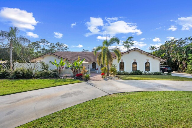 14829 Horseshoe Trce in Wellington, FL - Building Photo - Building Photo