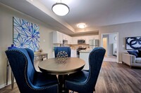 PeakView by Horseshoe Lake Apartments in Loveland, CO - Foto de edificio - Building Photo