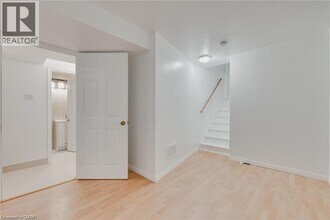 347 Keewatin Ave in Kitchener, ON - Building Photo - Building Photo