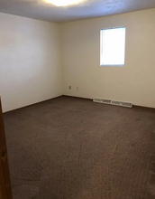 1105 Manitowoc Rd-Unit -1107 in Menasha, WI - Building Photo - Building Photo