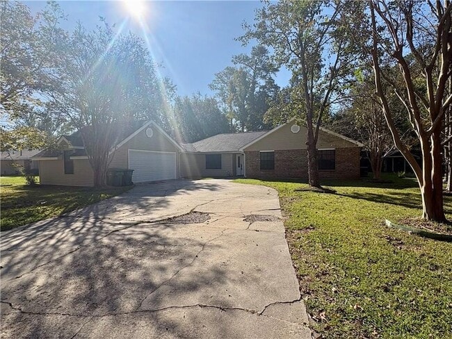 property at 101 Herwig Bluff Rd