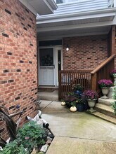 271 Charlotte Ct in Cary, IL - Building Photo - Building Photo