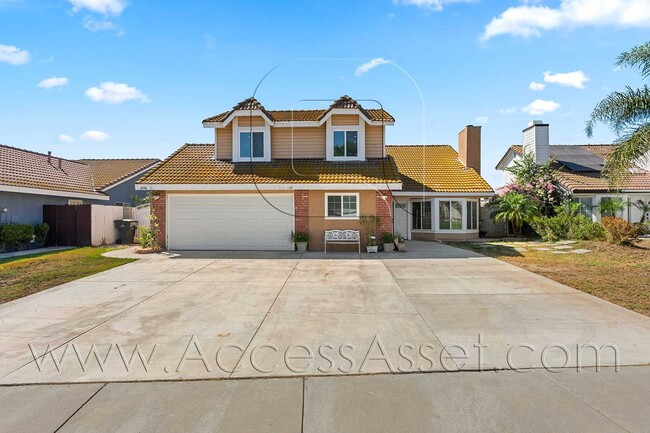property at 10946 Thrush Dr