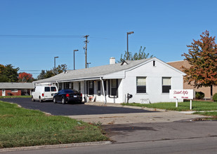 Stuart Apartments in Inkster, MI - Building Photo - Building Photo